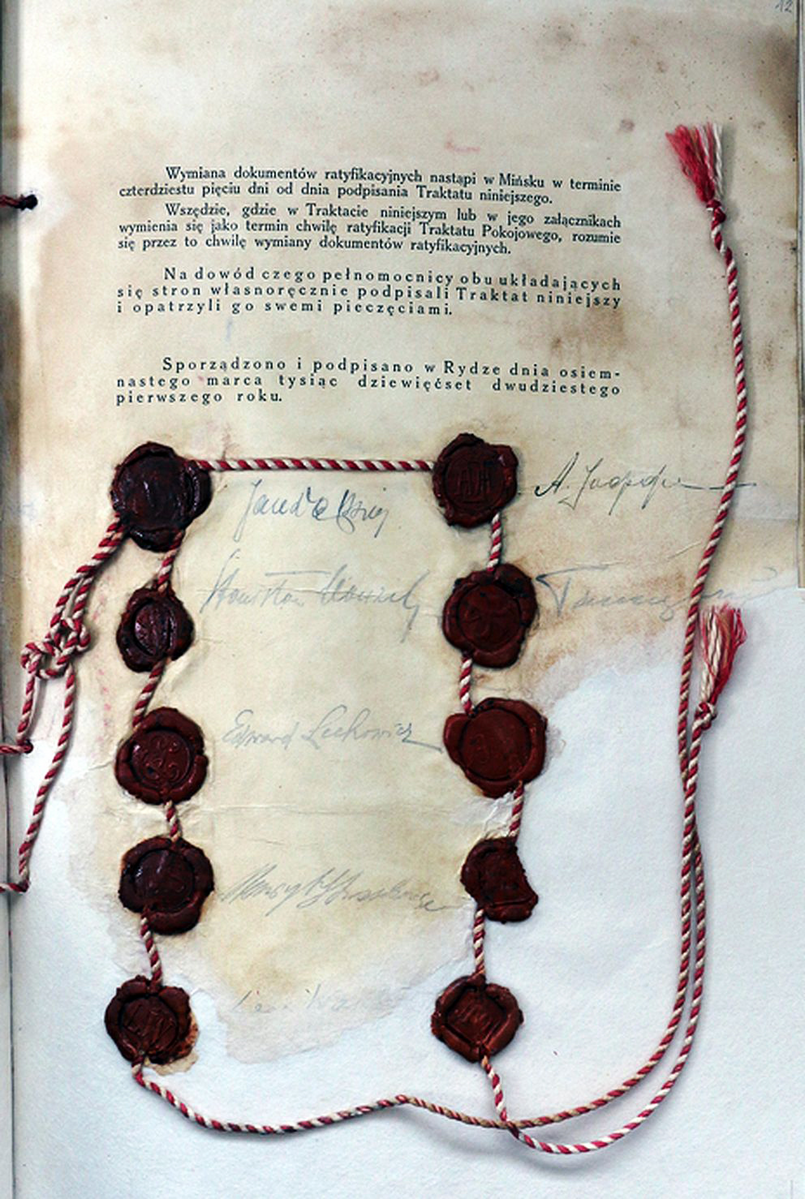 Ostatnia strona Traktatu Ryskiego z pieczęciami i podpisami