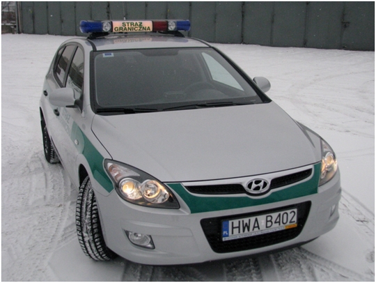 pojazd wspomagający patrolowo-szosowy oznakowany uprzywilejowany Hyundai FDH i30