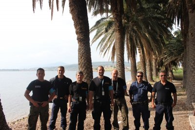 funkcjonariusze uczestniczący w działaniach na wyspie Lesbos 