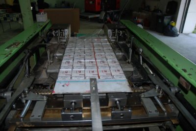 nielegalna linia produkcyjna 