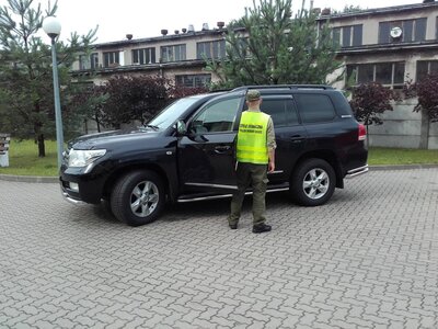 kradziony samochód marki Toyota Land Cruiser 