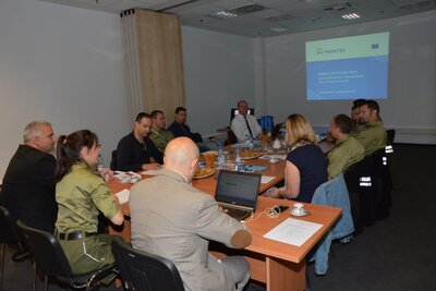 odprawa przedstawicieli FRONTEX w PSG w Krakowie–Balicach 