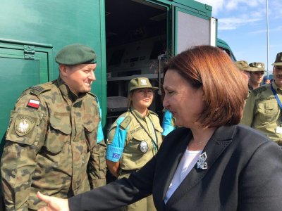 Wicepremier i Minister Spraw Wewnętrznych Bułgarii Rumiana Bachwarowa z funkcjonariuszami SG 