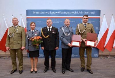uroczystość wręczenia nagród funkcjonariuszom-bohaterom 