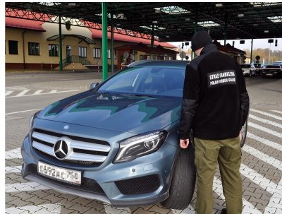 odzyskany mercedes 