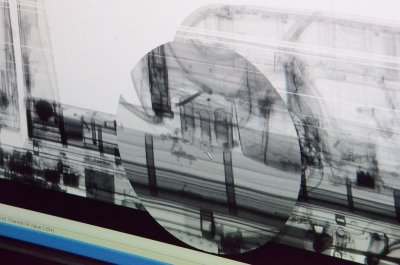 kontrola przy użyciu mobilnego urządzenia do prześwietlania pojazdów Rapiscan 