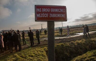 goście z MSWiA z wizytą na miejscu budowy nowego przejścia granicznegog