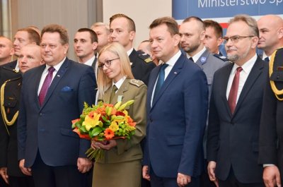 St. chor. SG Olga Czarnotta z Ministrem SWiA Mariuszem Błaszczakiem 