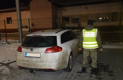 samochód, którym przewożono bursztyn 