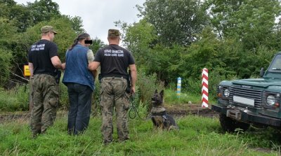 nielegalny imigrant zatrzymany przez funkcjonariuszy NOSG 