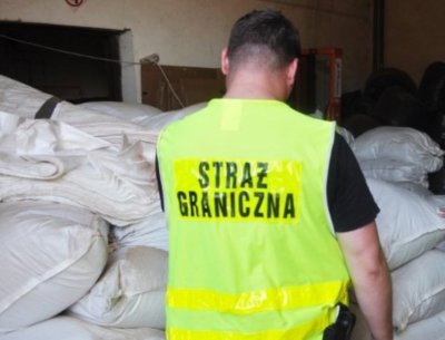 zlikwidowano nielegalną krajalnię tytoniu 