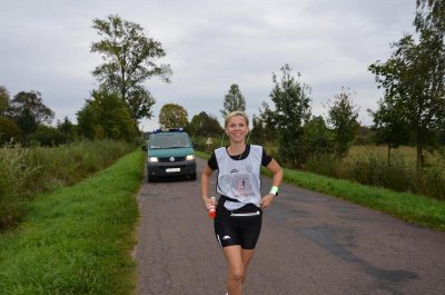 PSG Narewka. Bieganie zwiększa poziom endorfin. Zapewnia radość i poczucie szczęścia. (Podlaski OSG, 23.09.2018 ok. g. 11.30)