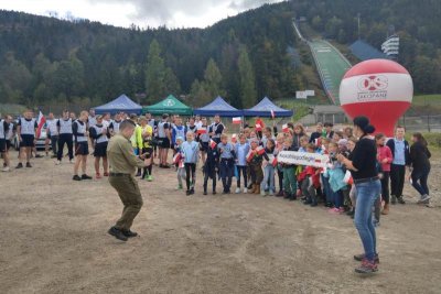 Centrum Narciarskie Nosal. Najlepszymi kibicami są zawsze dzieci.  (Karpacki OSG, 28.09.2018 ok. g. 12.40)