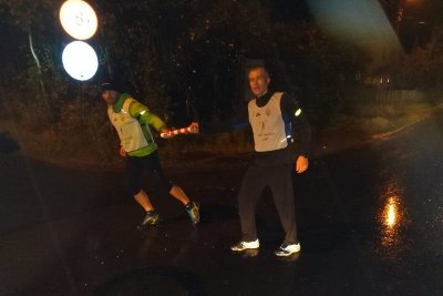 Juszczyna. Sztafeta jest jak służba na granicy. Bez względu na porę dnia i pogodę. (Śląski OSG, 29.09.2018 ok. g. 1.00)