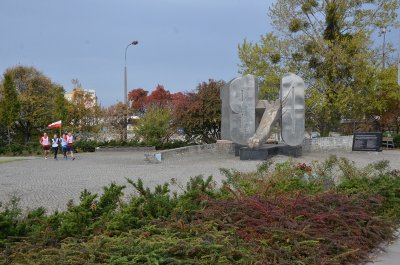 Gdynia. Symbolicznie oddajemy cześć poległym za wolną Polskę. (Morski OSG, 7.10.2018 ok. g. 11.00)
