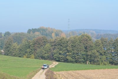 Sankury/Jenorajście. W tle między drzewami przebłyskuje jezioro Gaładuś - granica polsko-litewska. (Podlaski OSG, 10.10.2018 ok. g. 10.30)