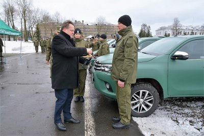 uroczyste przekazanie pojazdów PJN 