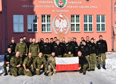 Powrót funkcjonariuszy z misji wspierającej służby macedońskie 