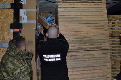Rekordowy przemyt papierosów udaremniony na przejściu granicznym w Kuźnicy 