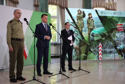 Wspólna konferencja Komendanta Głównego SG, Ministra SWiA i Ministra ON 