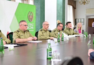 Komendant Główny SG gen. dyw. SG T. Praga na spotkaniu z przedstawicielami Estonii 