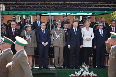 Defilada na zakończenie uroczystości w Centralnym Ośrodku Szkolenia SG w Koszalinie 