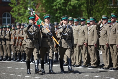 Wprowadzenie pocztu sztandarowego Komendy Głównej SG 