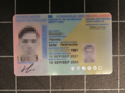 Ujawniony holenderski dowód osobisty 
