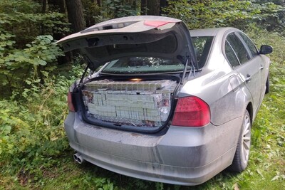 Zawartość bagażnika BMW 
