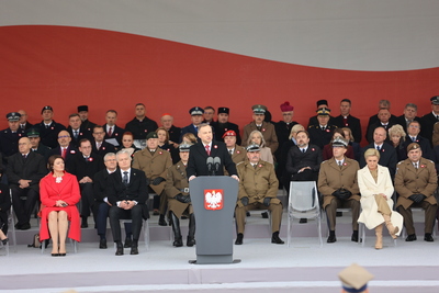 Komendant Główny SG gen. dyw. SG T. Praga uczestniczy w obchodach Narodowego Święta Niepodległości 