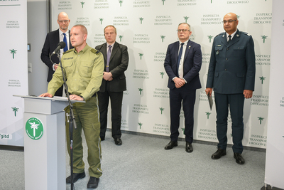 Gen. bryg. SG Grzegorz Niemiec Zastępca Komendanta Głównego SG w czasie briefingu prasowego w siedzibie GITD 