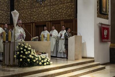 2023-04-09 liturgia_W-Tydzien_foto_Ordynariat_Polowy 