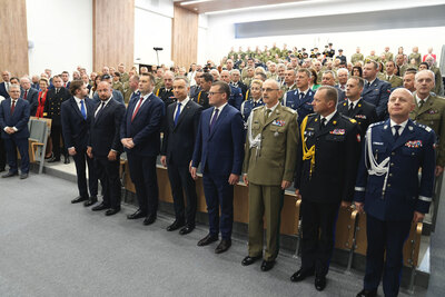 Uroczystość podpisania ustawy umożliwiającej powołanie Wyższej Szkoły Straży Granicznej 