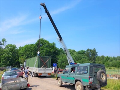 Instalacja kolejnego kontenera 