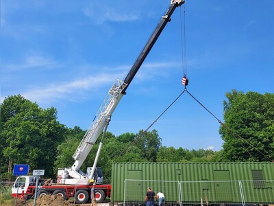 Instalacja kolejnego kontenera 