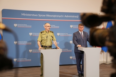 Briefing wiceministra Macieja Wąsika i Komendanta Głównego Straży Granicznej gen. dyw. SG Tomasza Pragi 