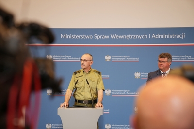 Briefing wiceministra Macieja Wąsika i Komendanta Głównego Straży Granicznej gen. dyw. SG Tomasza Pragi 