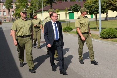 Szef MSWiA uczestniczył w odprawie służbowej w Nadbużańskim Oddziale SG 