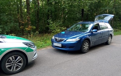 Zatrzymane auto kuriera 