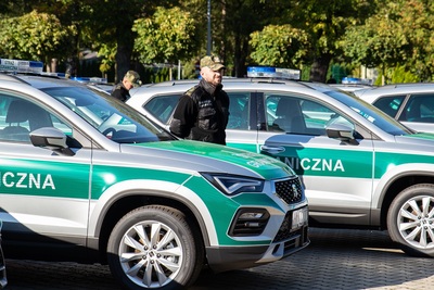 Uroczystość przekazania nowych Seatów Ateca dla Straży Granicznej 
