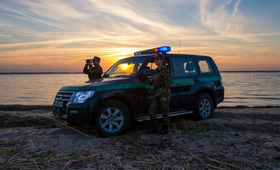 Patrol SG na plaży 