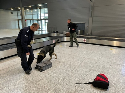 Międzynarodowe szkolenie dla przewodników psów służbowych 