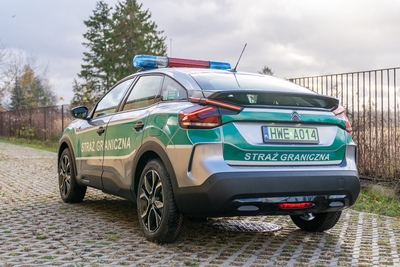 Nowy Citroen E-C4 z napędem elektrycznym 