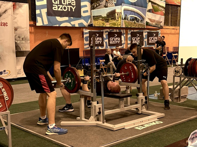 Funkcjonariusz ze Śląskiego Oddziału SG na Mistrzostwach Polski Służb Mundurowych 