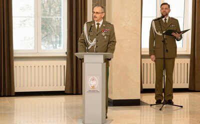 Uroczystość przejęcia obowiązków przez nowego Komendanta Głównego SG 