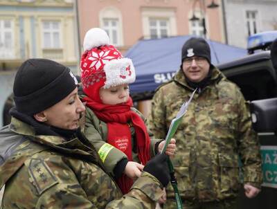 Funkcjonariusze SG w czasie 32. finału WOŚP 