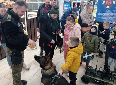Stoisko promocyjne SG w czasie 32. finału WOŚP 