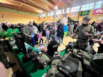 Stoisko promocyjne SG w czasie 32. finału WOŚP 