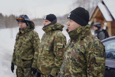 Funkcjonariusze SG szkolą się w ekstremalnych warunkach w Bieszczadach 