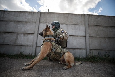 Extreme wraz ze swoim przewodnikiem 